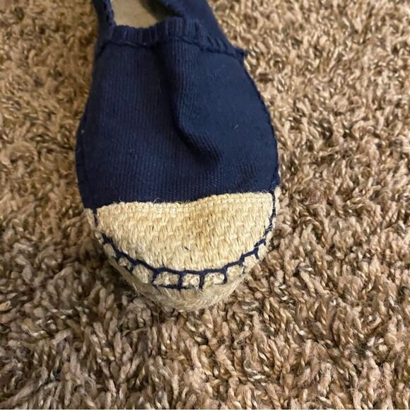 Eddie Bauer Canvas Espadrilles - Picture 4 of 8